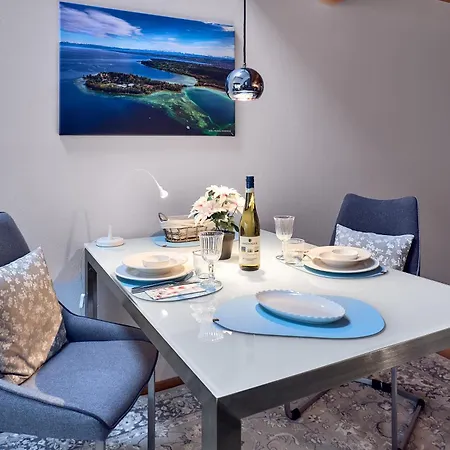 公寓 Seeglueck Seediamant - Moderne Maisonette-wohnung Mit Balkon Und Parkplatz In Seenaehe In Konstanz-dingels-dorf