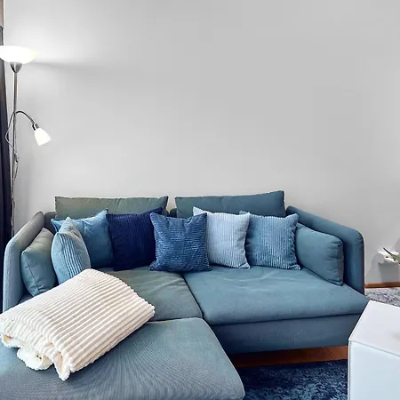 Seeglueck Seediamant - Moderne Maisonette-wohnung Mit Balkon Und Parkplatz In Seenaehe In Konstanz-dingels-dorf