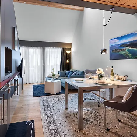Seeglueck Seediamant - Moderne Maisonette-wohnung Mit Balkon Und Parkplatz In Seenaehe In Konstanz-dingels-dorf Apartment