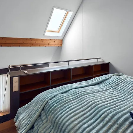 Seeglueck Seediamant - Moderne Maisonette-wohnung Mit Balkon Und Parkplatz In Seenaehe In Konstanz-dingels-dorf