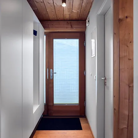 Seeglueck Seediamant - Moderne Maisonette-wohnung Mit Balkon Und Parkplatz In Seenaehe In Konstanz-dingels-dorf 公寓 康斯坦茨