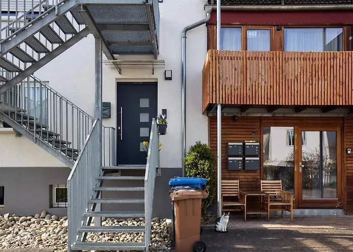 Lägenhet Seeglueck Seediamant - Moderne Maisonette-wohnung Mit Balkon Und Parkplatz In Seenaehe In Konstanz-dingels-dorf